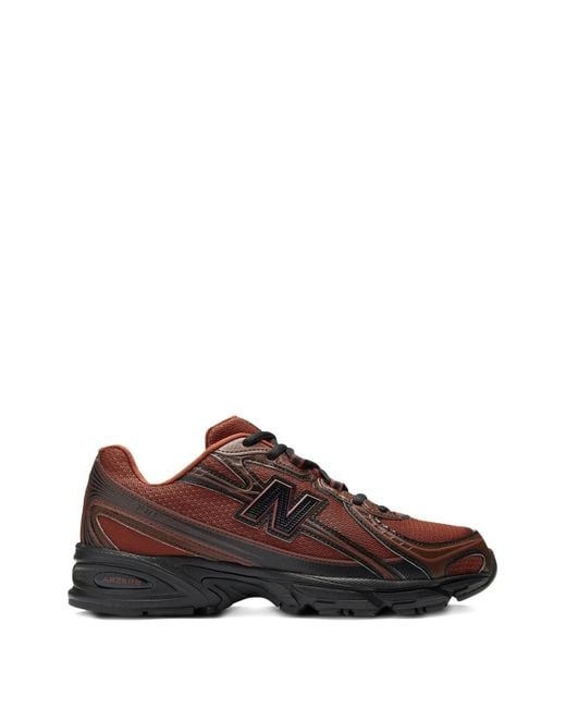 New Balance Brown 740 Trainers