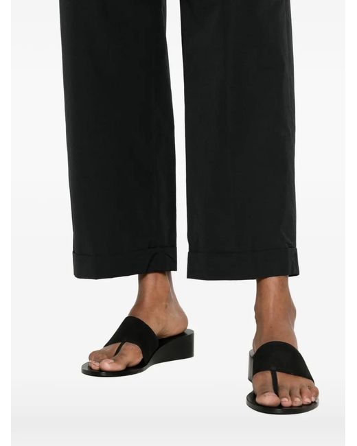 Peserico Black Elasticated-Waistband Turned-Up-Cuff Trousers