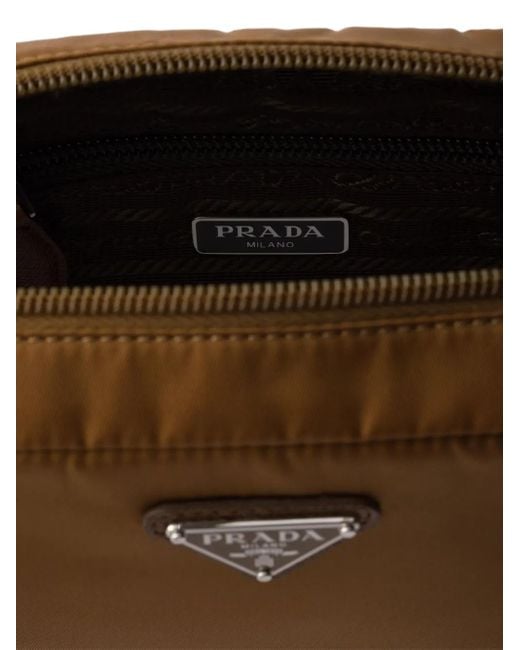 Pochette Re-Nylon À Fermeture Zippée Prada en coloris Brown