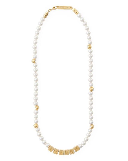 Collier à détails de perles Ambush en coloris White