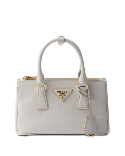 Bolso Galleria mini Prada de color Gray