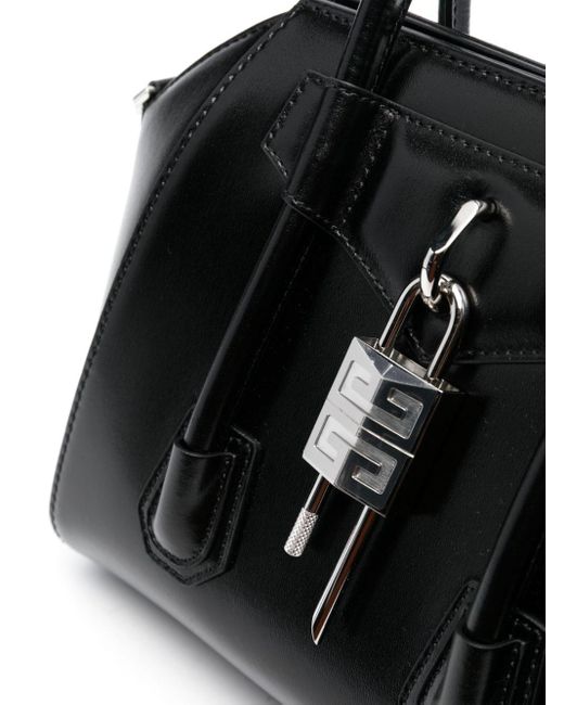 Bolso Antigona Lock Givenchy de color Black