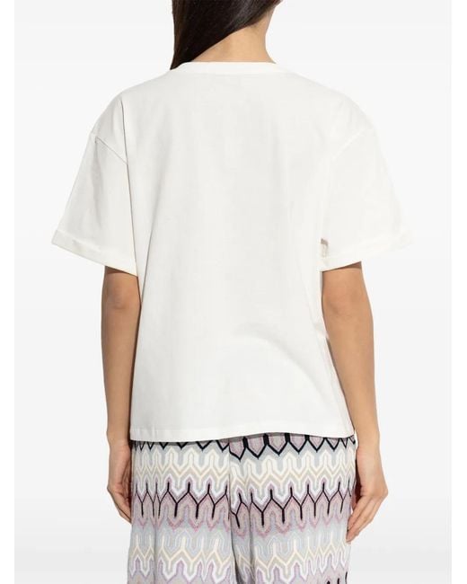 Akep White V-Neck Patch-Pocket T-Shirt