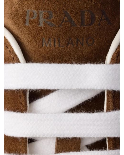 Baskets En Daim Prada en coloris Brown