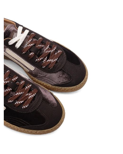 PURAAI Brown Xs Sneakers