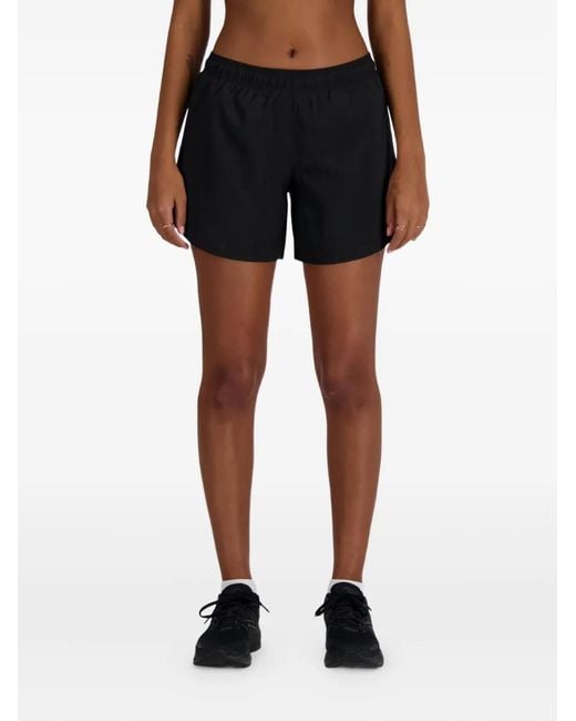 Short À Logo Imprimé New Balance en coloris Black