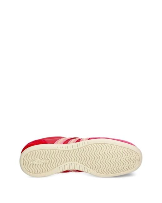 Adidas Barreda Lo Low-Top Sneakers