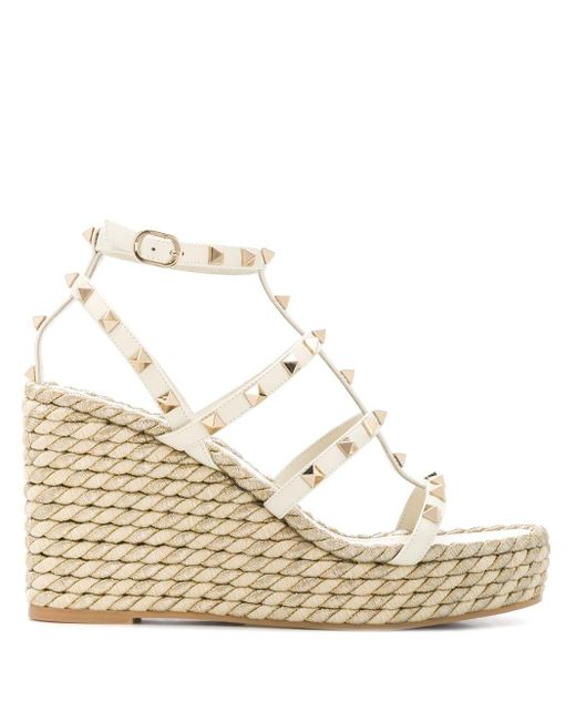 Valentino Garavani Leer Valentino Garavani Rockstud Sandalen Met Sleehak -  Lyst