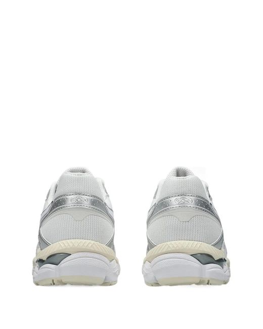 Asics White Gel-Cumulus 16 for men