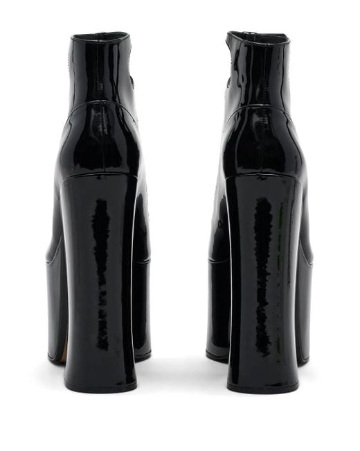 Marc Jacobs Black Pumps