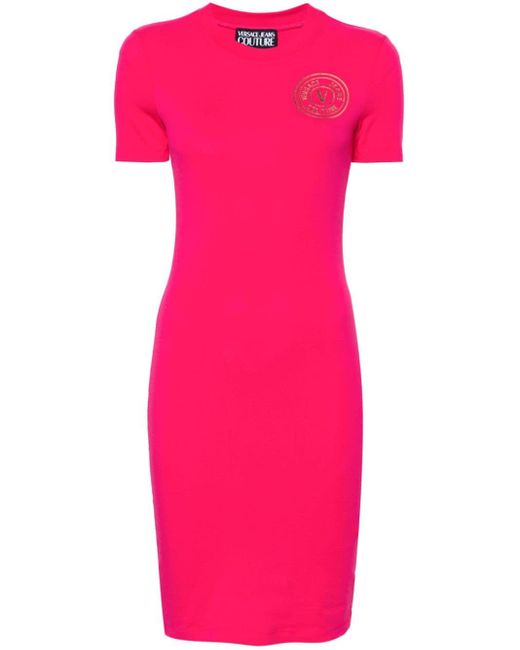 Robe courte à logo imprimé Versace en coloris Pink