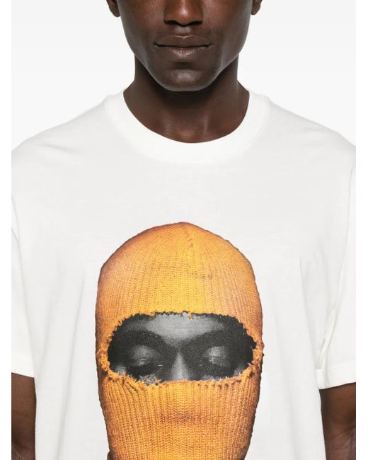 Camiseta con estampado de máscara Ih Nom Uh Nit de hombre de color White