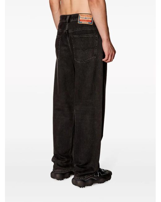 Jeans Dritti D-Macro 2001 di DIESEL in Black da Uomo