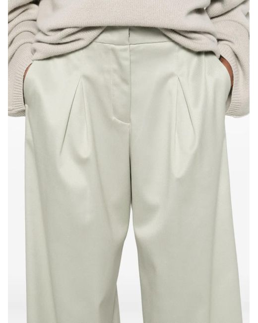 Peserico White Pleated-Detail Pants