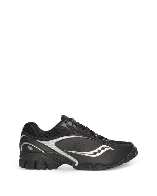 Saucony Black Progrid V2