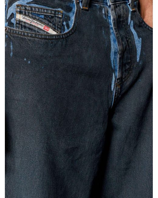 DIESEL Gerade Jeans mit Logo-Patch in Blue für Herren