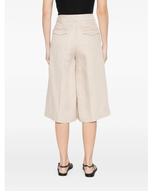 Peserico White Front-Pleat Shorts