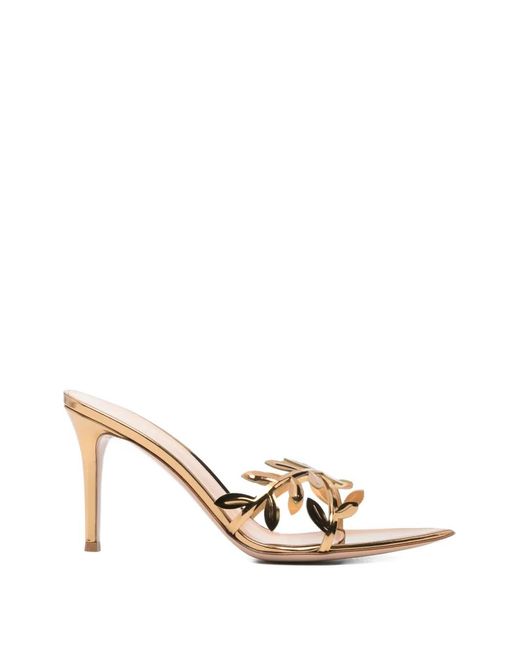 Gianvito Rossi White Sandales À Brides À Motif De Feuille