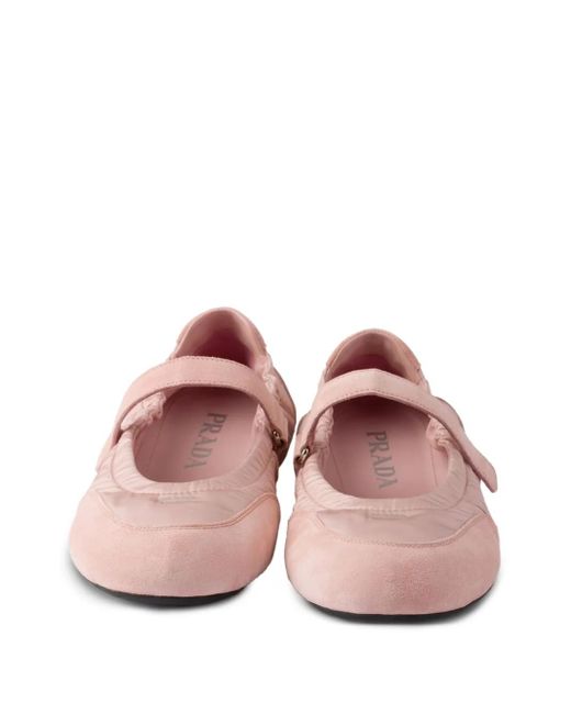 Ballerine Collapse Con Cinturino di Prada in Pink
