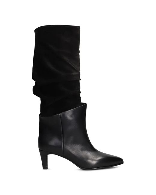strategia shoes Black Pointed-Toe Slouchy Boots