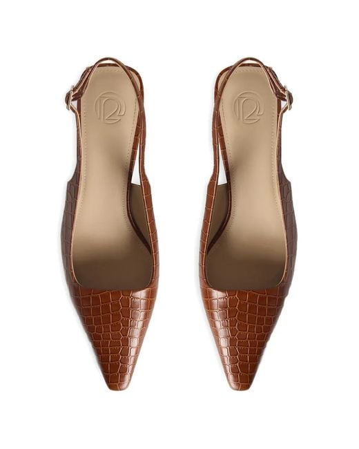 12 STOREEZ Brown Leather Slingback Pumps