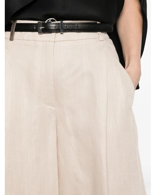 Peserico White Front-Pleat Shorts