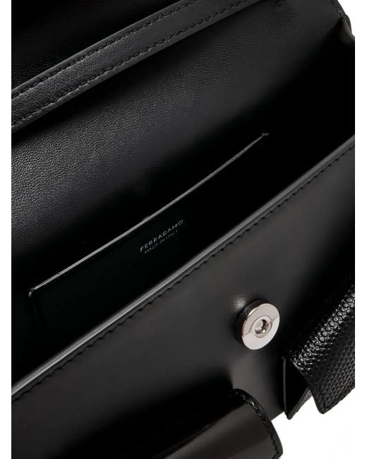 Ferragamo Hug マルチポケット ミニバッグ Black