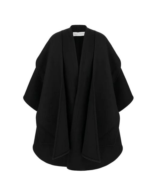 Niccolò Pasqualetti Cape in het Black