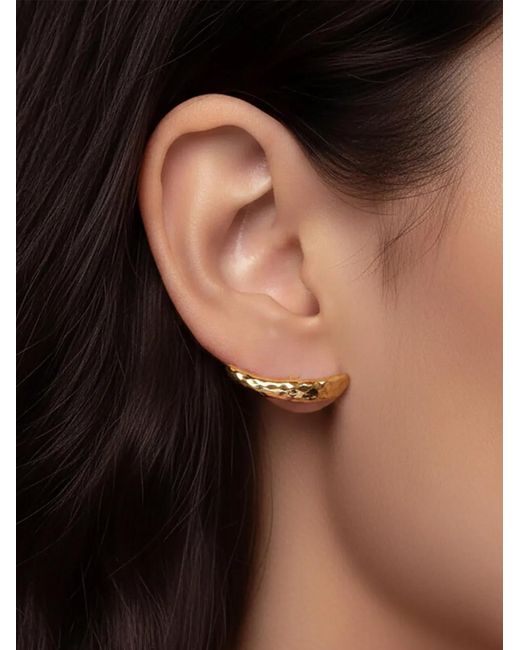 Yoj Metallic Arto Hammered Cuff Stud Earrings
