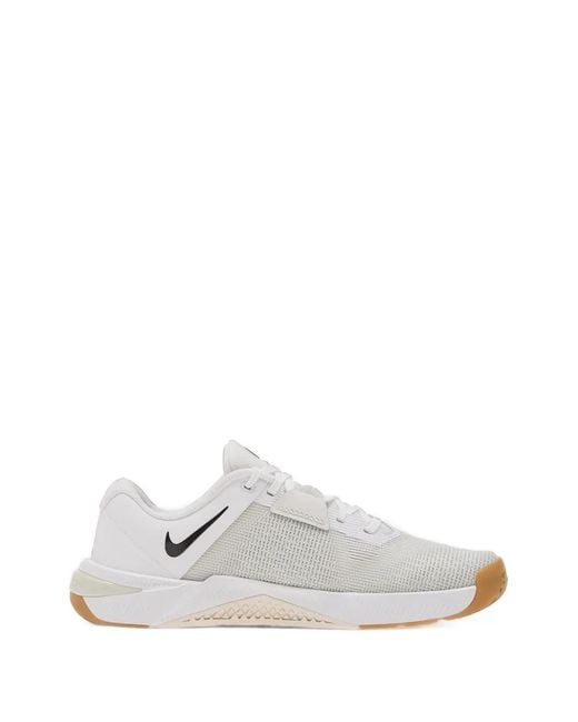 Nike White Metcon 10 Low-Top Sneakers for men
