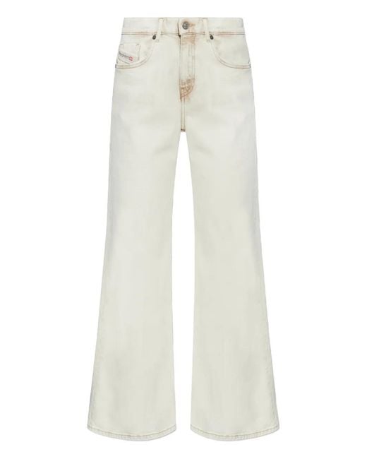 DIESEL White D-Akemi Jeans
