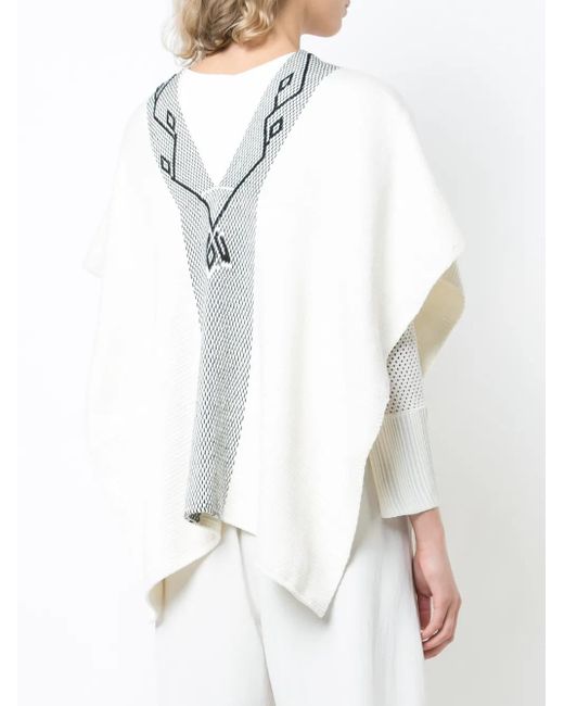 Poncho Copihue Voz de color White
