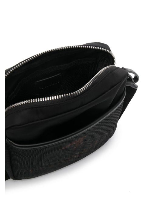 メンズ Trussardi ロゴ メッセンジャーバッグ ブラック Lyst