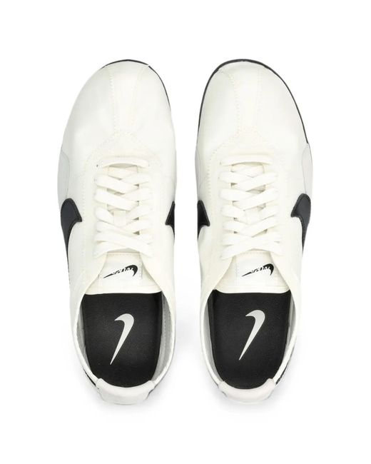 Nike White Logo-Patch Panelled Sneakers for men