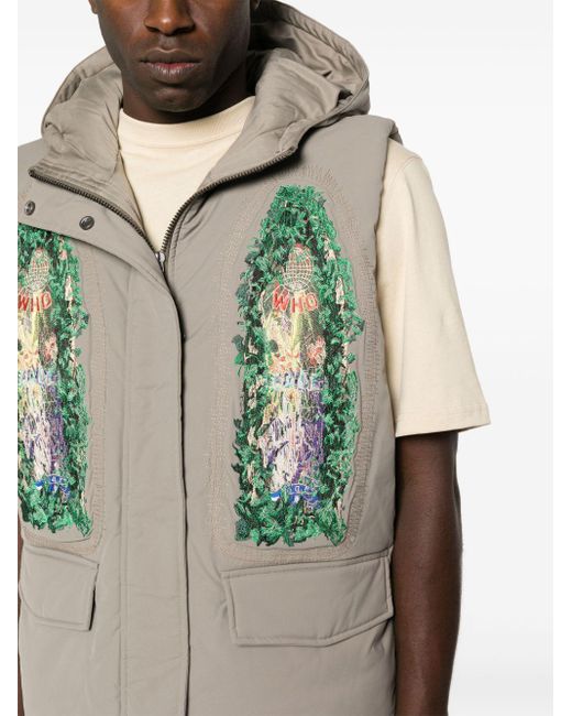Who Decides War Gray Embroidered-design Hooded Gilet for men