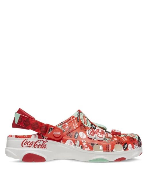 Zuecos All-Terrain de x Coca-Cola CROCSTM de color Red