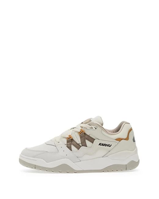 Sneakers Fusion Xt di Karhu in White