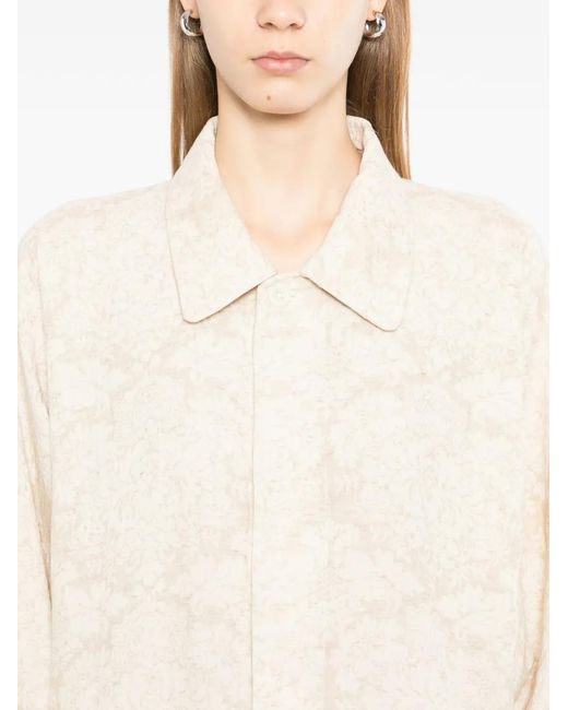 Abrigo Con Motivo En El Cuello Kinyan Lam de color White