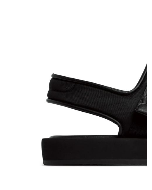 12 STOREEZ タッチストラップ サンダル Black