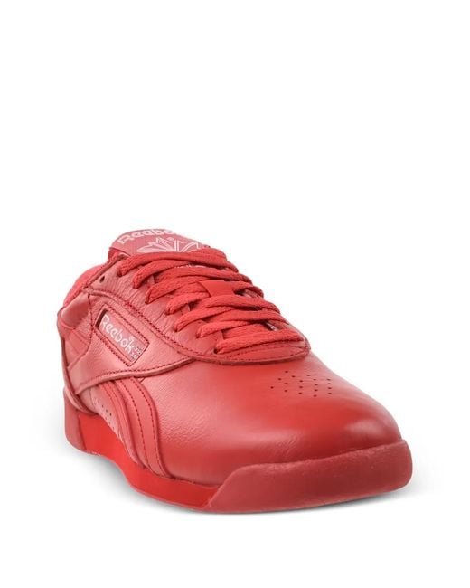Reebok Red Baskets Freestyle