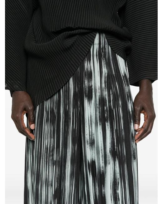 Homme Plissé Issey Miyake Gray Pantalon Plissé À Rayures for men