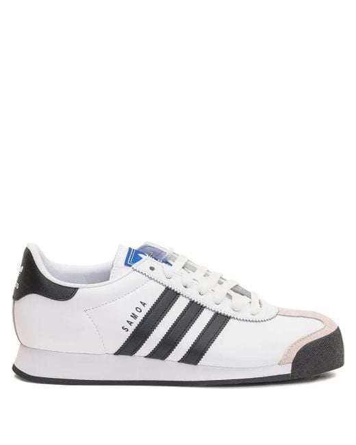 Adidas White Samba Sneakers Mit Drei Streifen