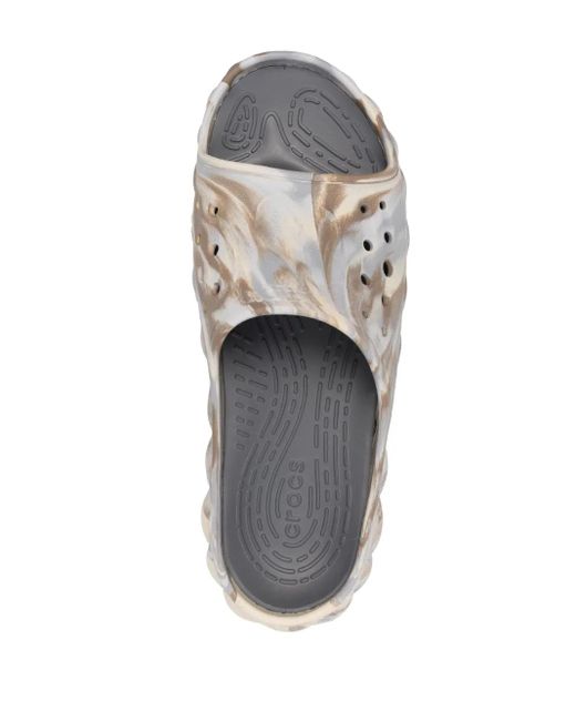 Zuecos con diseño perforado CROCSTM de hombre de color White