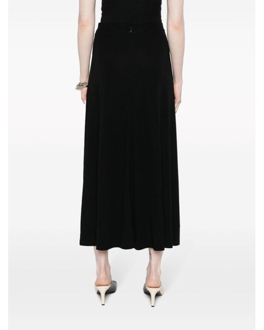 Falda midi con cintura alta Totême  de color Black