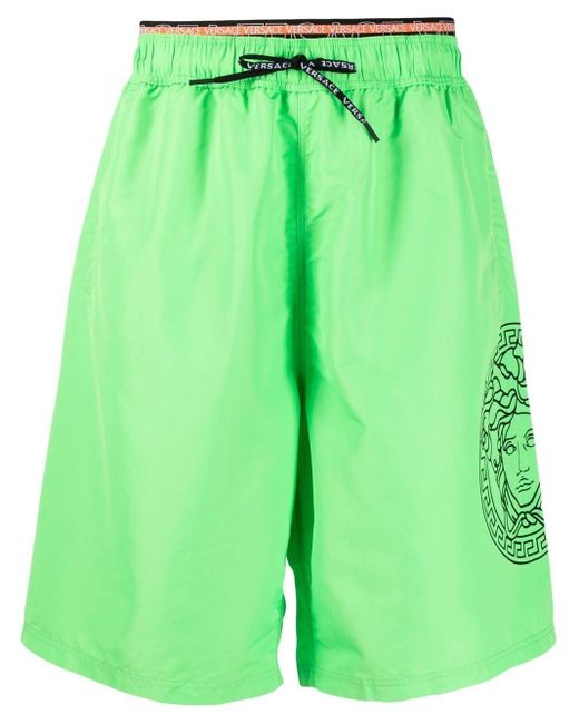 Short De Bain A Motif Medusa Versace Pour Homme En Coloris Vert Lyst