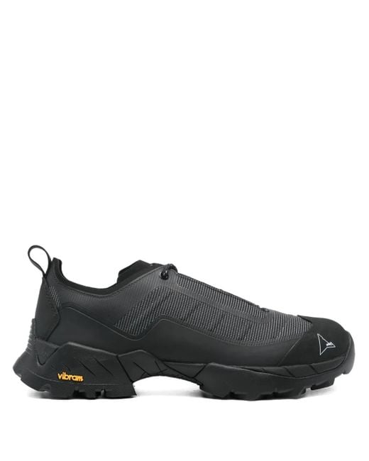 Zapatillas bajas texturizadas Roa de color Black