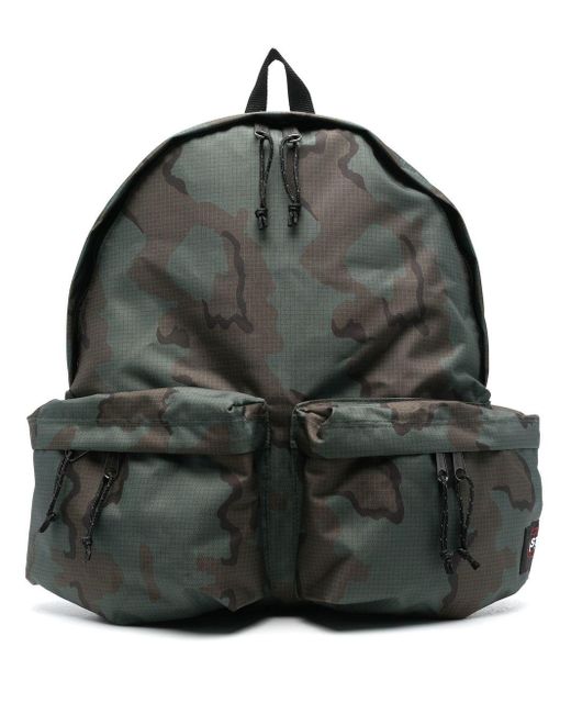 Eastpak Slogan-print Camouflage Backpack in Black for Men | Lyst