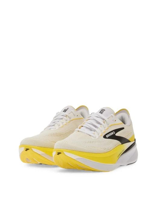 Brooks White Hyperion Max 4 Sneakers for men