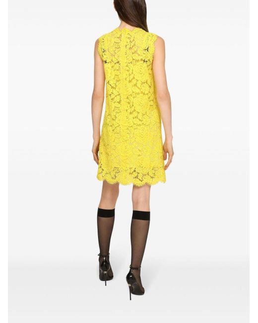Vestido corto con encaje Dolce & Gabbana de color Yellow