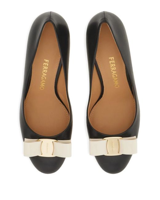 Escarpins Vara 70 Mm Ferragamo en coloris Black
